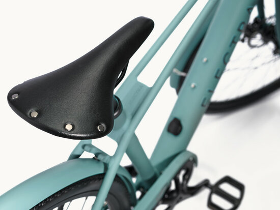 Loft Go! 7D Equipped Step-Over Matte Cadet Blue M